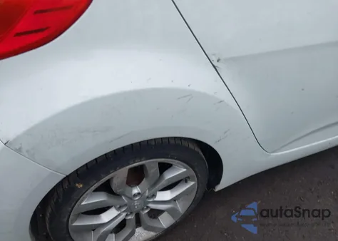 2013 Hyundai Veloster Base W/Black from USA, damaged, VIN KMHTC6AD7DU179382